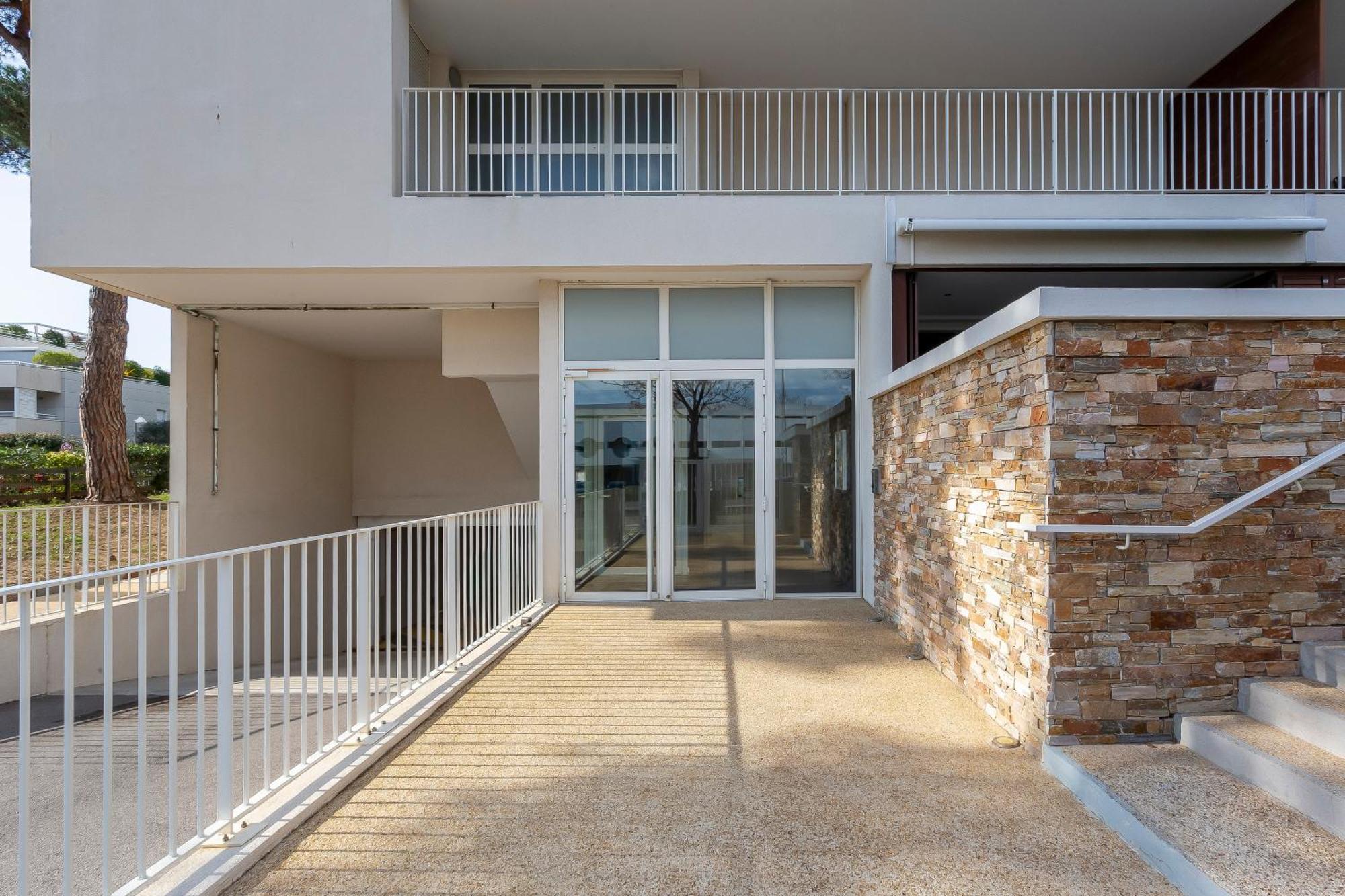 Chez Martin - Spacieux Appartement Climatise Proche De La Plage La Grande-Motte Zewnętrze zdjęcie